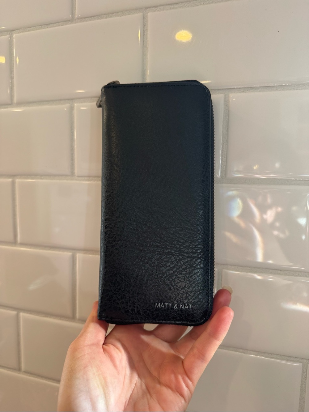 Vintage Matt & Nat Black Zip Wallet